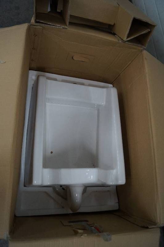 Urinal