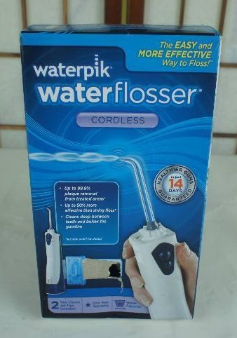 lot 13 image: Waterpik Waterflosser Cordless