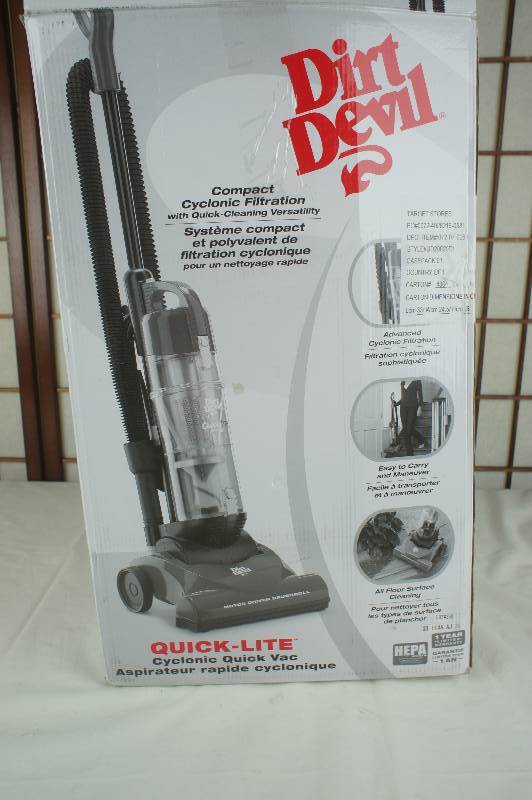 lot 27 image: Dirt Devil Quick-Lite Cyclonic Quick Vac