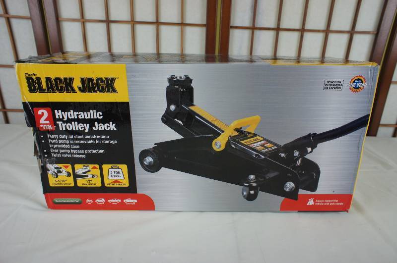 lot 57 image: Torin 2-Ton Hydraulic Trolley Jack