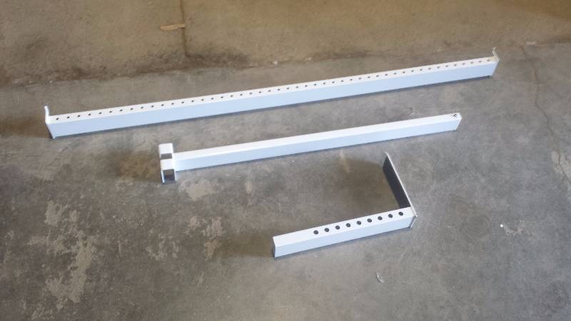 Adjustable Retainer Arms
