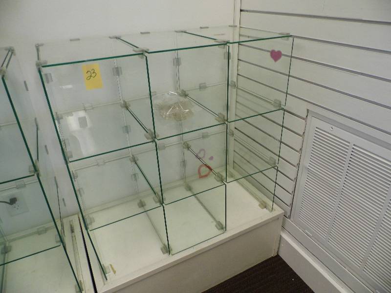 Glass Display