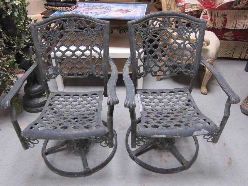 Patio Swivel Chairs