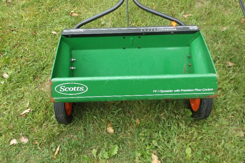 Lawn Spreader