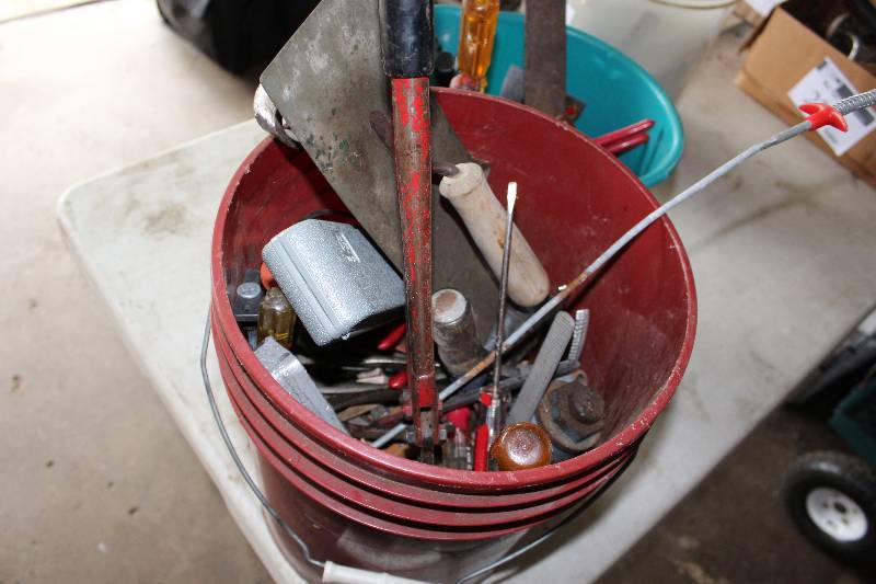 lot 25 image: Tool Lot Including Screw Driver Bolt CutterPump Jack And More.