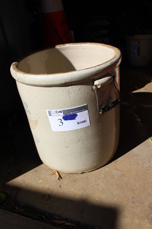lot 3 image: Red Wing Stoneware Company Salt Glazed Crock