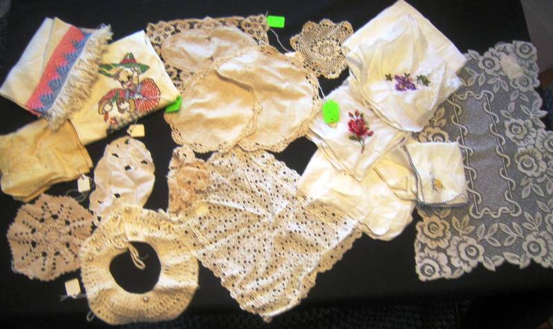 19 Pieces of Linens - Vintage Hankies, Doilies, Towels, ETC