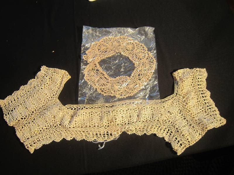 Vintage Crocheted Lace Jacket & Collar