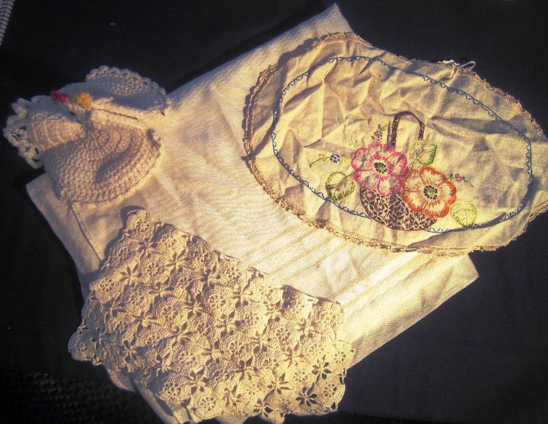 Vintage Tablecloth White, Chicken, Crewel Doily & Crocheted Doily