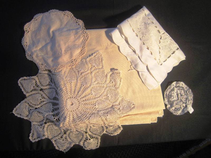 Vintage Linens - Runner & 3 Doilies