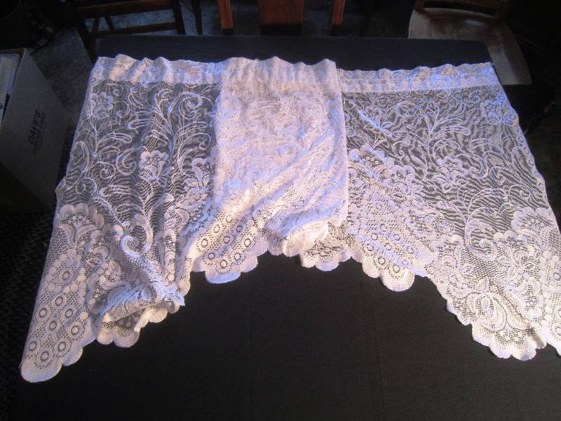 Swag Lace Curtain Panel Set