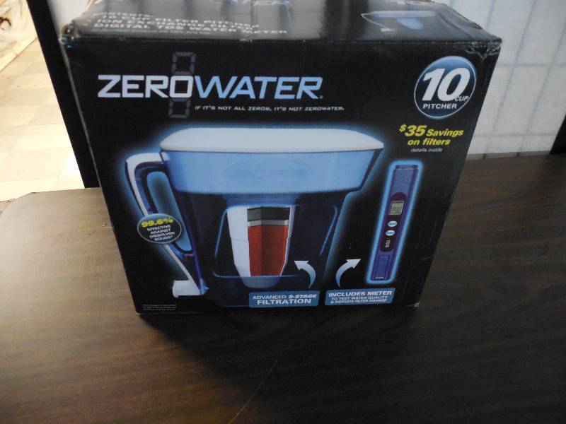 lot 13 image: ZeroWater 10 Cup Filtration Pitcher