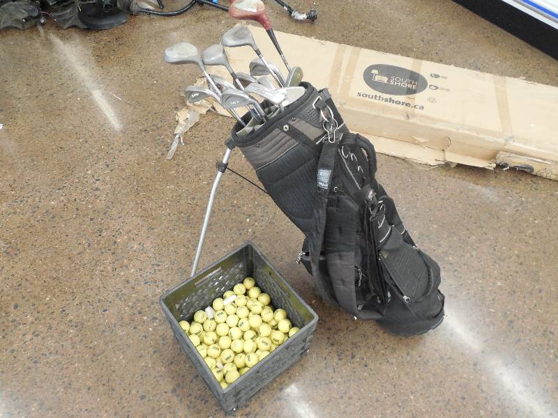 lot 38 image: Golf Club Set with bag and Box Of Golf balls
