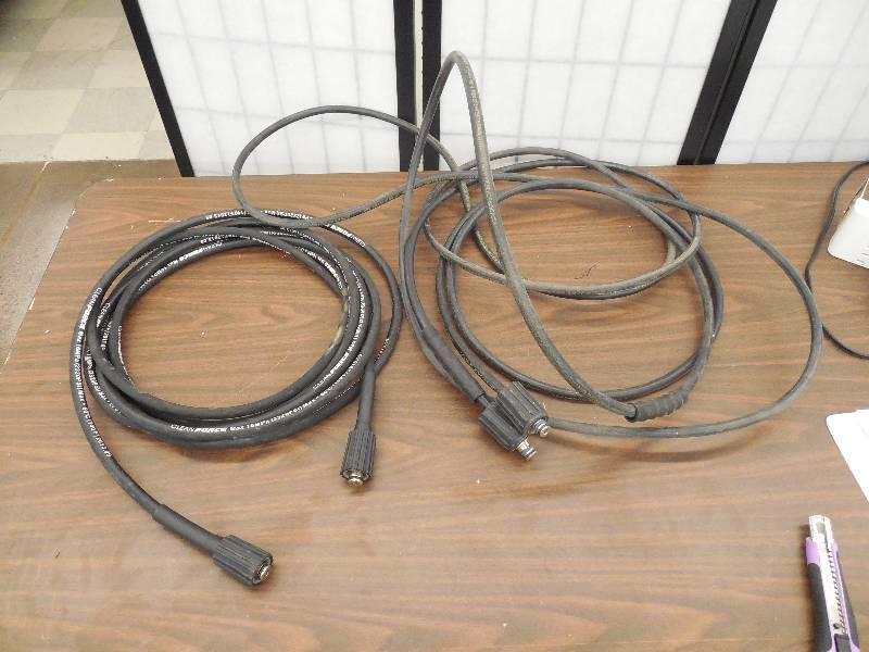 lot 94 image: 2 Pressure washer hoses