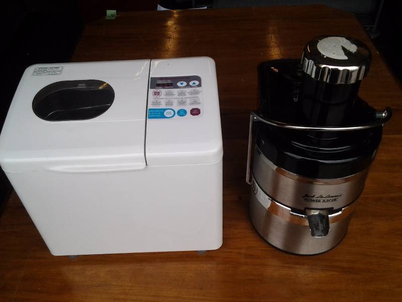 Juicer & Bread Maker