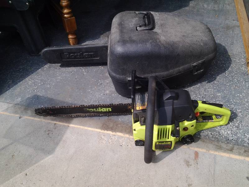 Poulan Chain Saw