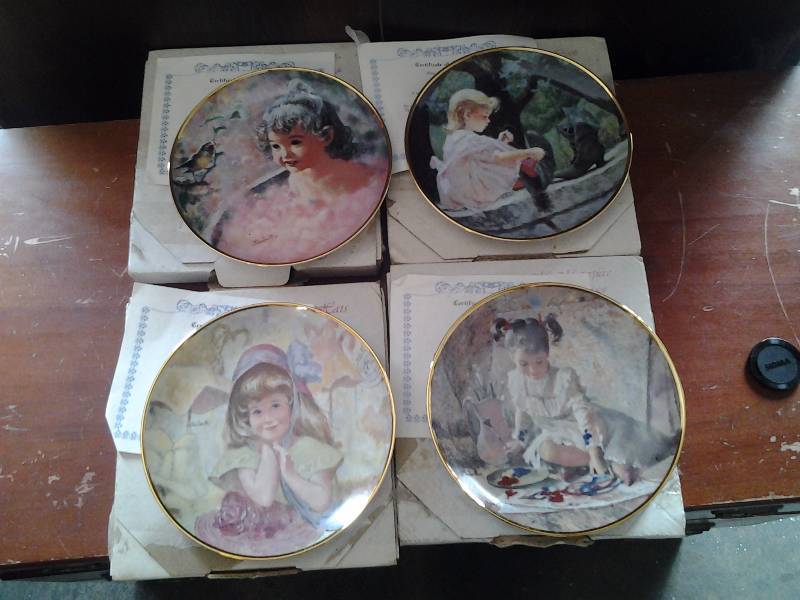 4-Reco Collector Plates With COA