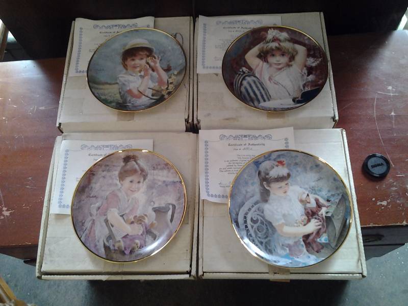 4-Reco Collector Plates With COA