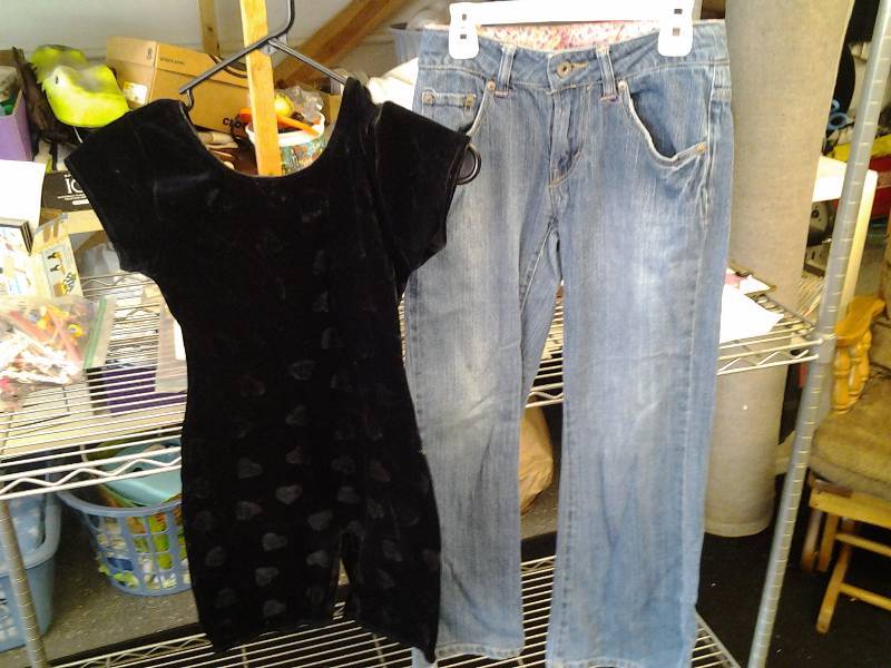 Girls Size 10 Levis, Velour Romper 1012
