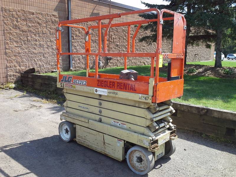 JLG 2632-E2