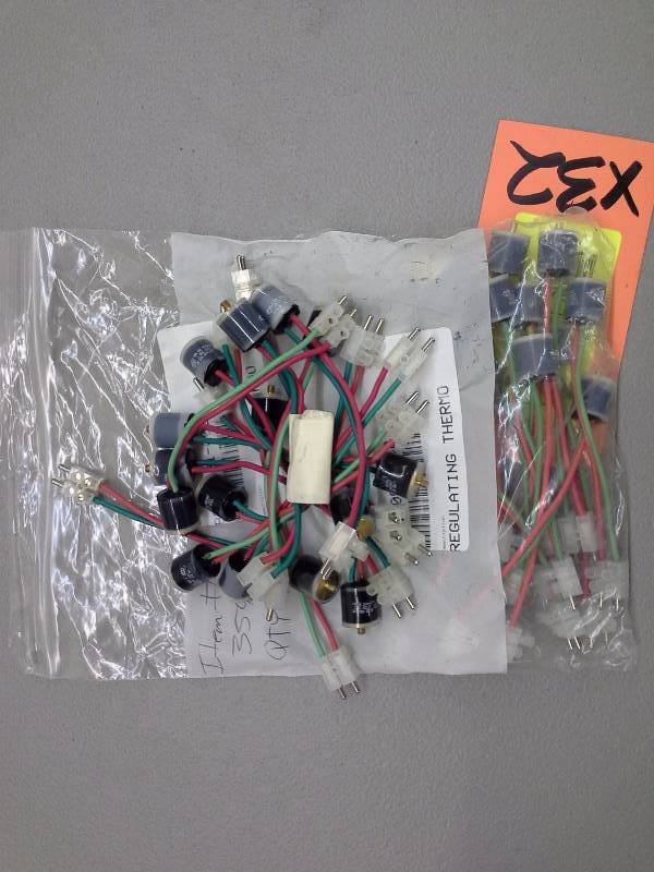 THERMOSTAT  tTEMP CONTROL  GILLIG  82-12081-002 WEBASTO  354.902