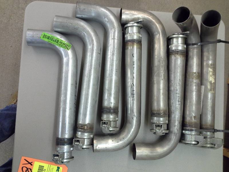 PIPE ENGINE OIL FILL GILLIG 42-11413-000