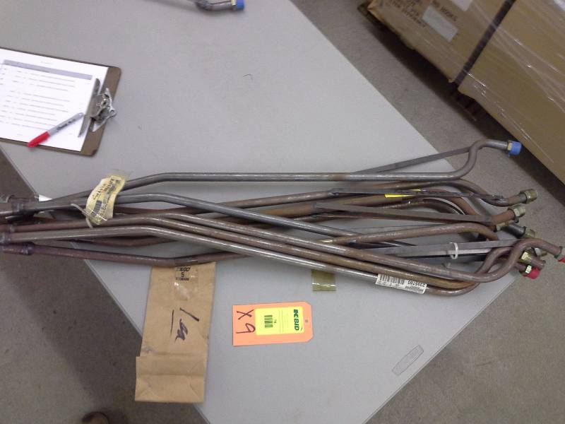 TUBE TRANS OIL FILL-CURBSIDE FILL GILLIG 55-18332-000
