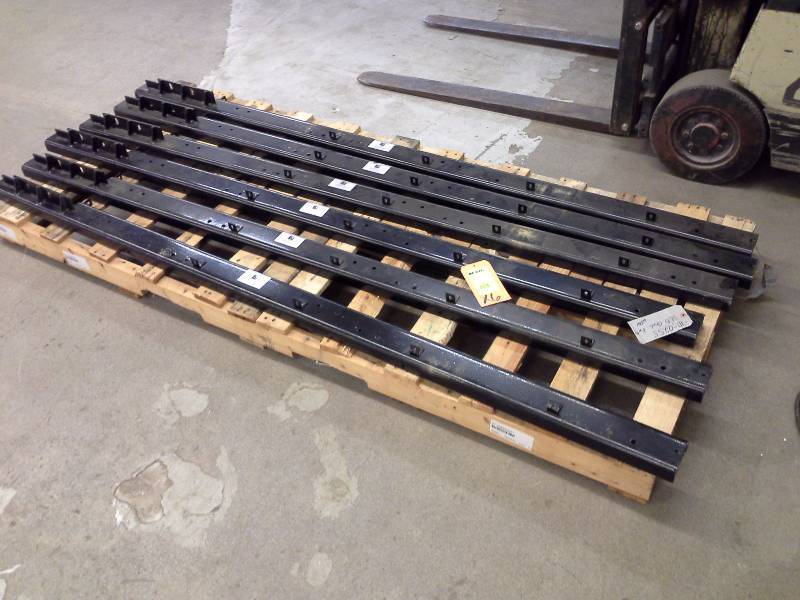 SLIDE WHEELCHAIR LIFT-FORWARD LIFT-U D111-0258