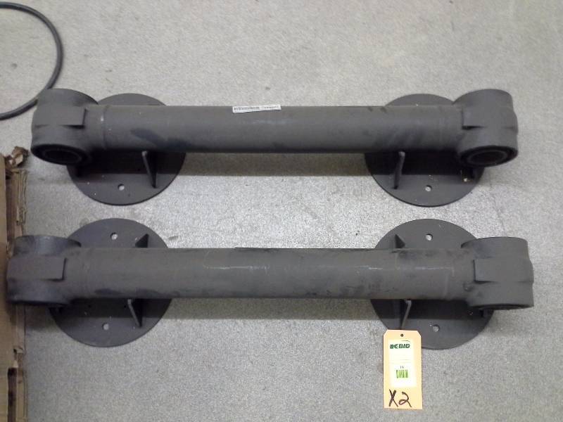 BEAM see 1653705 1st SUSPENSION REAR-TRANSVERSE GILLIG 53-20415-003