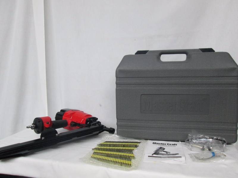 lot 19 image: Master Craft 3-12 Framing Nailer