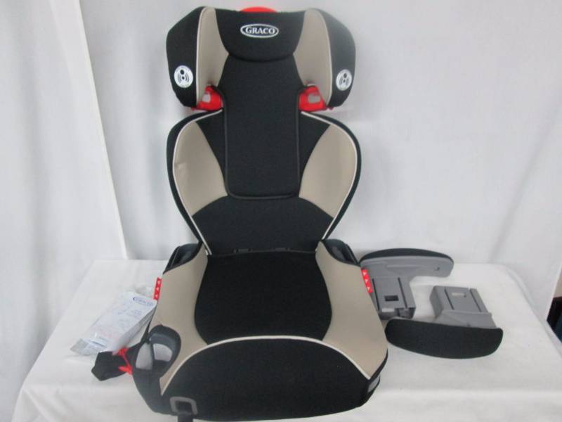 lot 34 image: Graco Pierce Affix High-Back Booster Car Seat