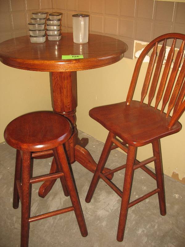 Pub Table