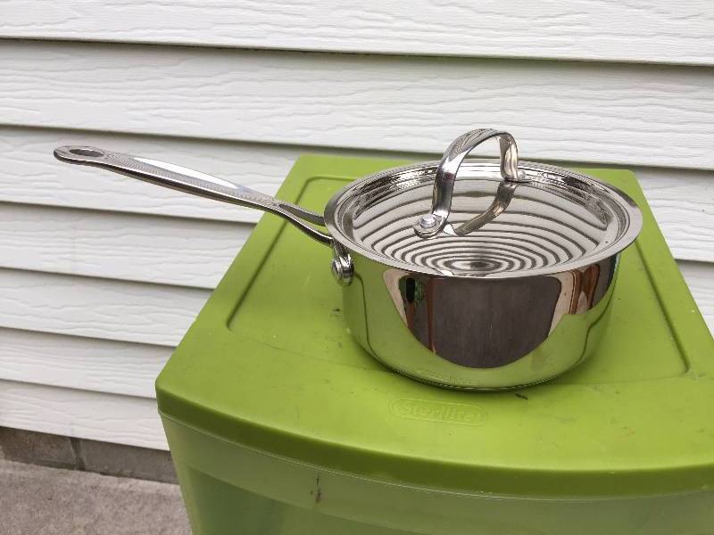 lot 11 image: Cuiseinart  Saucepan with Cover