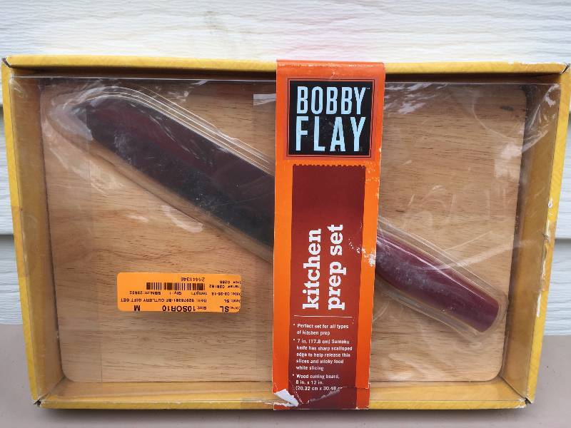 lot 18 image: Bobby Flay Kitchen Prep Set