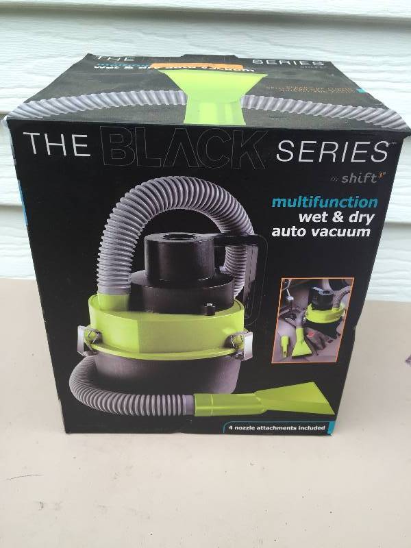 lot 33 image: The Black Series Multifunctional wetdry vacuum