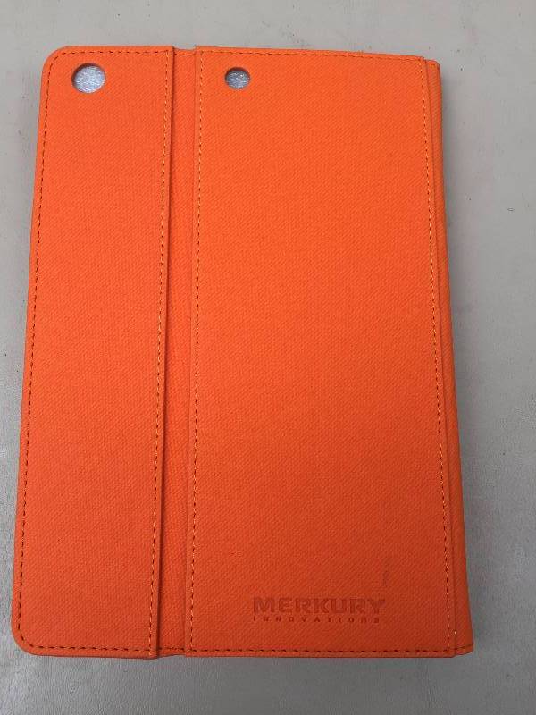 lot 40 image: Ipad mini Case