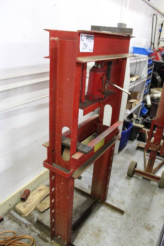lot 29 image: Hydraulic Press wJack Lift 12 x 30 x 67 Tested & Operational.