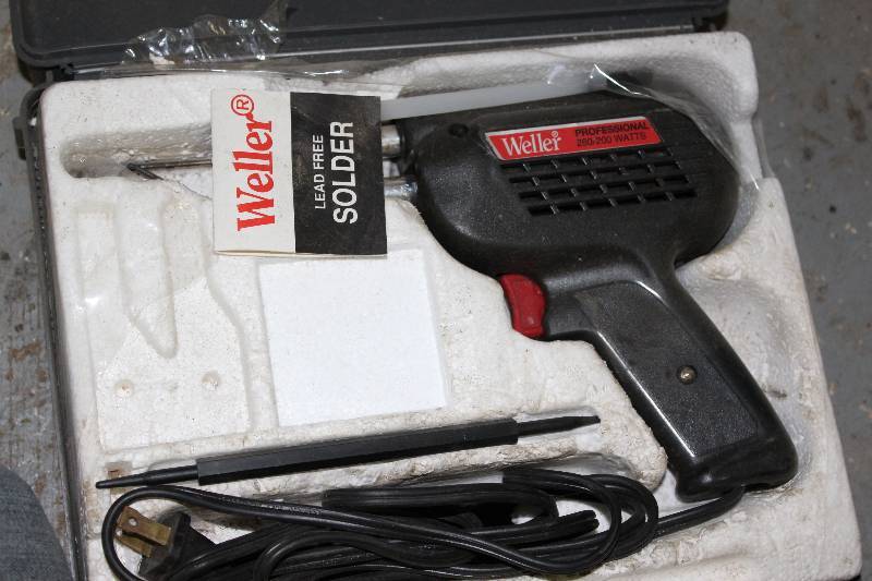 lot 55 image: Weller D550 Soldering Iron 120V60Hz2.5A Tested & Operational.