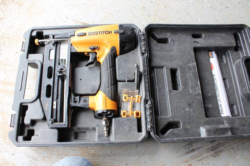 lot 56 image: Bostitch Industrial Nail Gun wAir Compressor Attachment & Hard Case Tested & Operational.