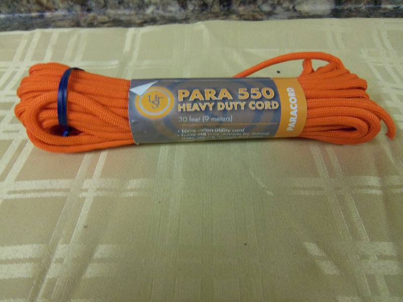 lot 4 image: Paracord