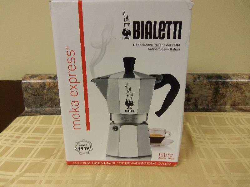 lot 5 image: Bialetti Espresso Maker