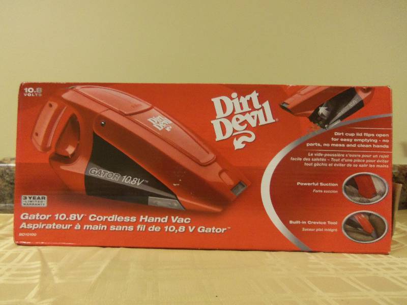 lot 22 image: Dirt Devil Hand Vacuum