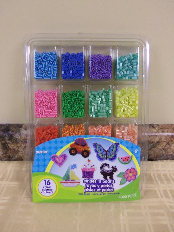 lot 31 image: Fuse Beads