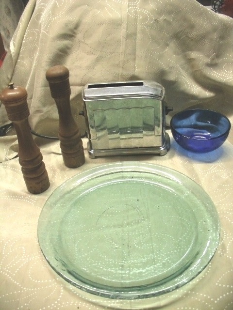 Serving Plate, Toaster