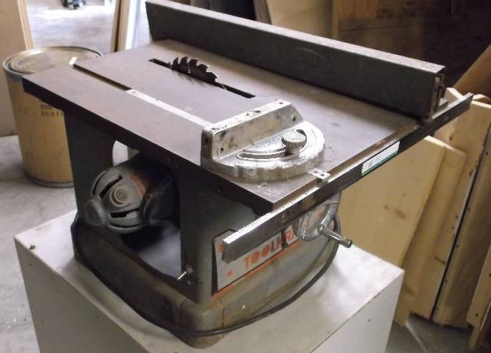 Tool Kraft With Bevel Angle Table Saw