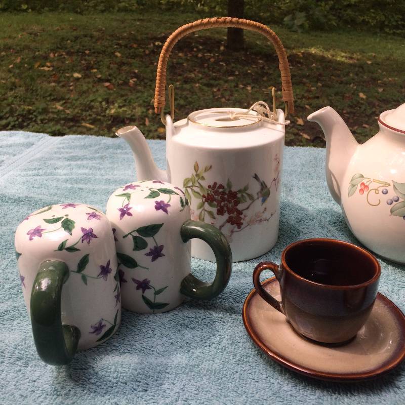 Kitchen Lot 2 Teapots, Salt & Pepper Shakers, Sango Demitasse Cups & Swedish Style Cheese knife Set