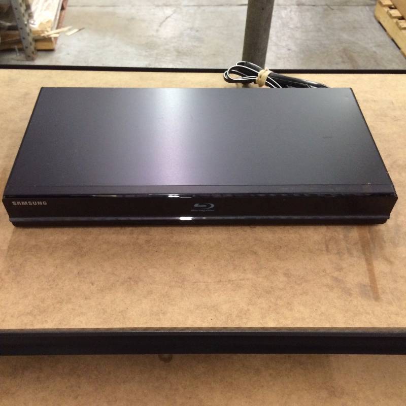 lot 7 image: Samsung BD-P1600 1080P Blu-Ray Player