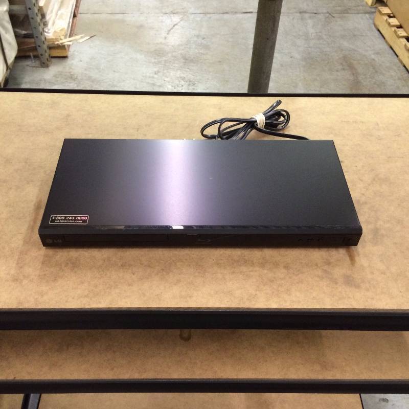 lot 8 image: LG BP220 1080P Blu-Ray Player