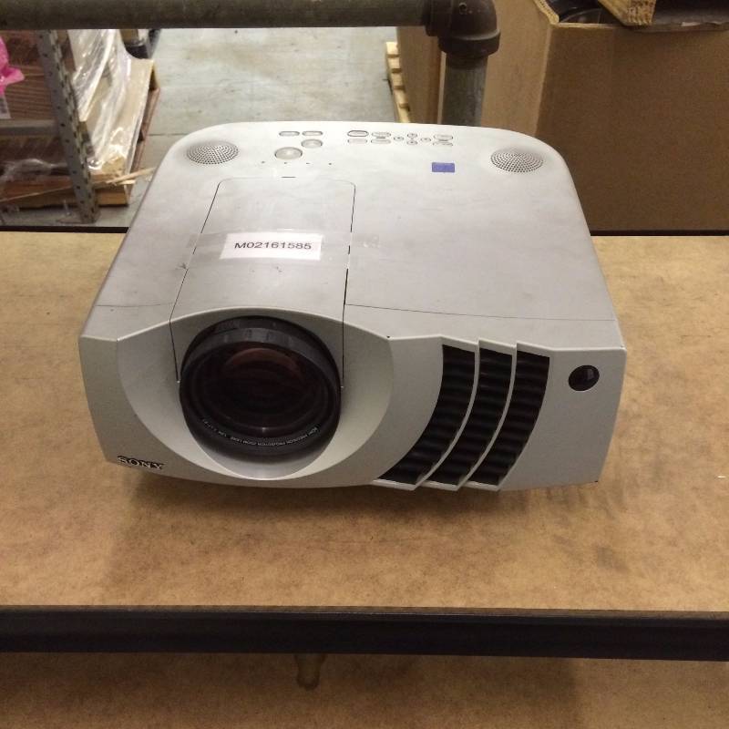 lot 19 image: Sony VPL-PX31 Projector