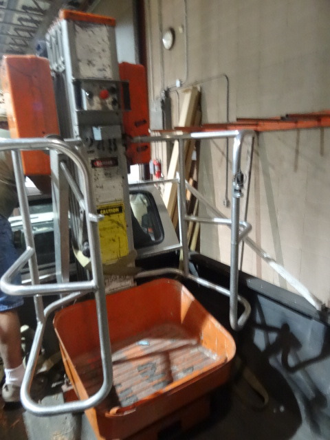 One Man Lift